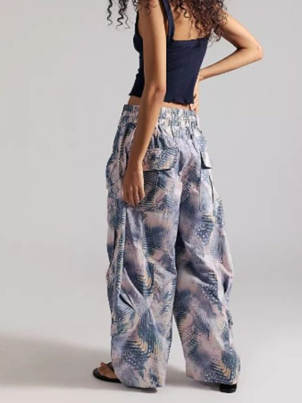 Free People We The Free Onset Printed Pull-On Cargo Pants - Picture 3 of 3
